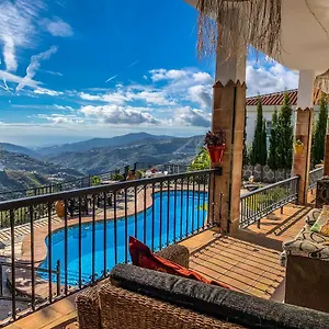 Alma Y Montana , Cómpeta Espagne